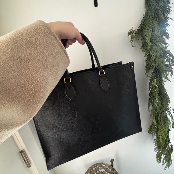 Authentic Louis Vuitton Black On the Go MM Leather Tote Monogram Luxury 16” Long - Picture 12 of 17